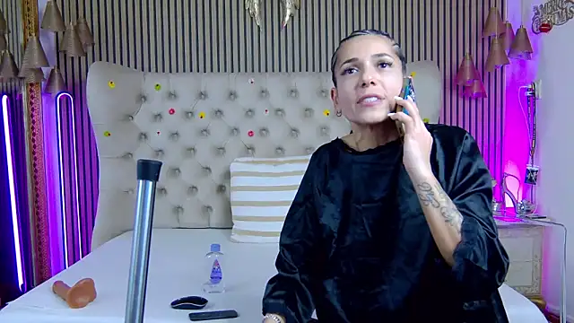 PlayfulShow Webcam show