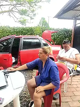 hotandfierylatinos2023 élő XXX-chatje