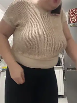 LanaSoftt élő XXX-chatje