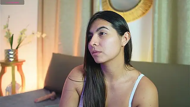 ShelleyMorell élő XXX-chatje