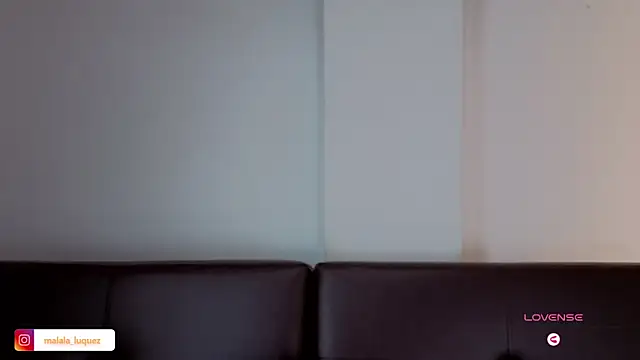 Mariana_Lu élő XXX-chatje