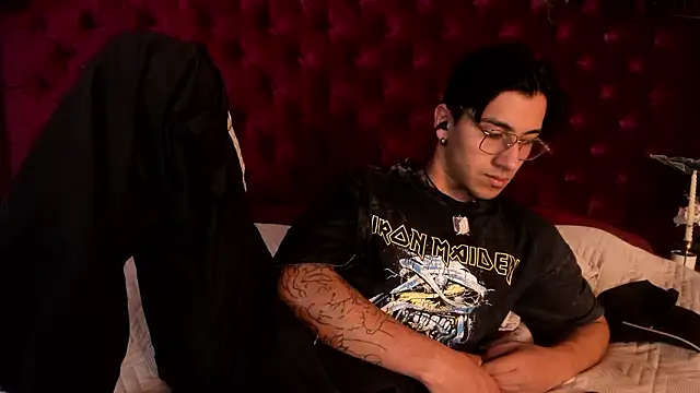 Andy_Joy_ লাইভ XXX চ্যাট