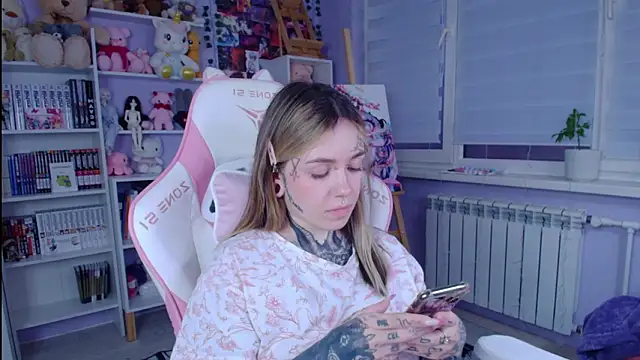 Catharsisi élő XXX-chatje