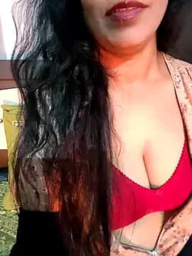 Mansi_-Sharma webkamerás műsora