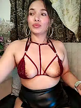 Онлайн чат XXX Kiaraa88