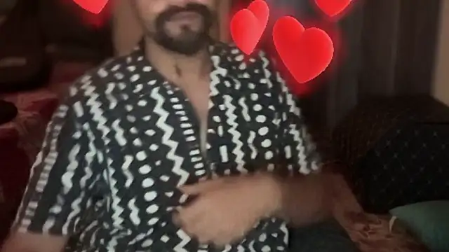 MakeMeAwareAah's Webcam Show