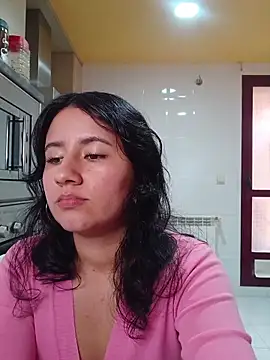 Megan_hotwife_ élő XXX-chatje