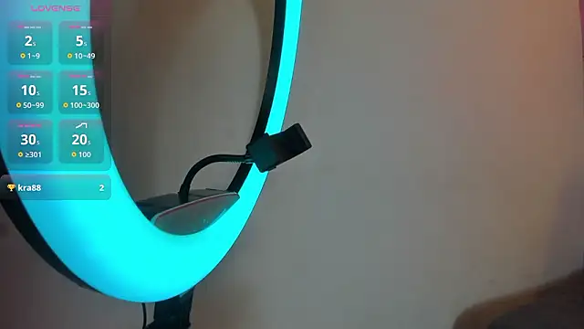 Blair_BigTits élő XXX-chatje