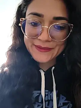 Chat XXX ao vivo de Freyarosse