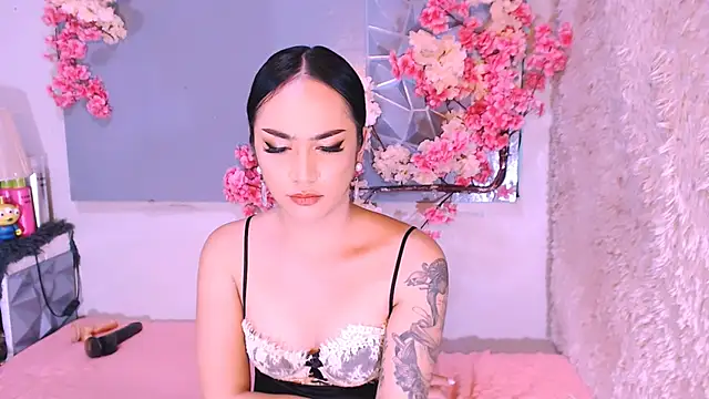 Oriental_Tiara Live XXX Chat