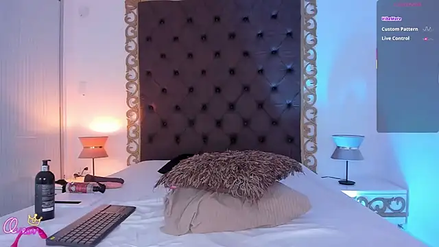 دردشة EmmaaCastro الجنسية المباشرة