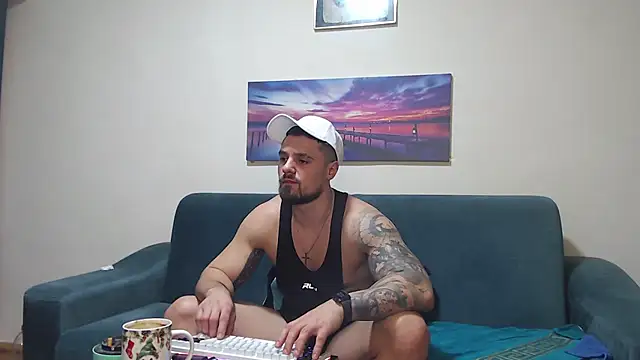 Živý XXX chat Tiberius_hunk