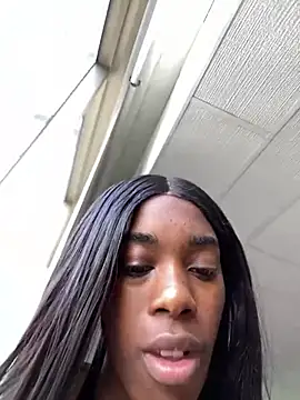 Zafira_queen Chat XXX in diretta