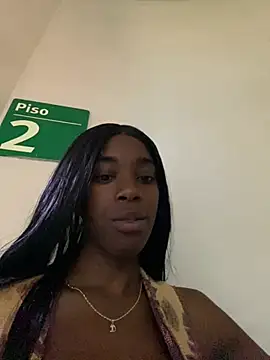 Онлайн чат XXX Zafira_queen