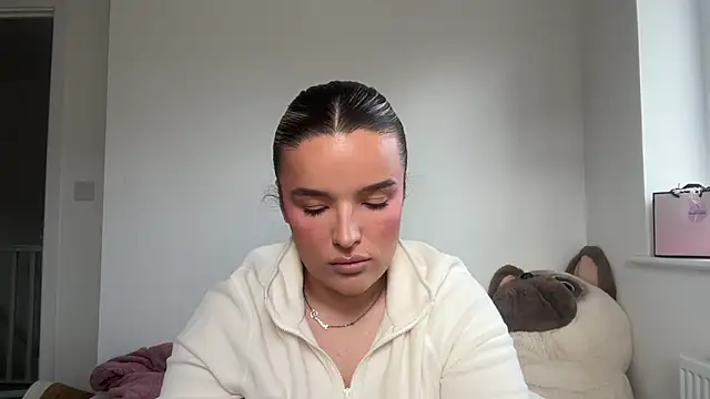 maisiesmithx 现场XXX聊天