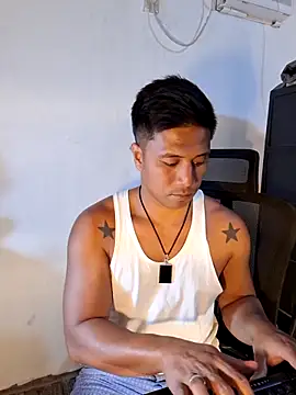 Онлайн ч ат XXX Felix_Asher