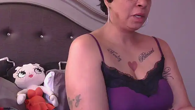 MSweetLindaParks' Live XXX Chat