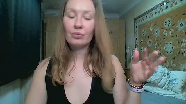 دردشة AnnaXLovers الجنسية المباشرة