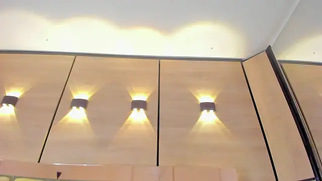 karol_lewiss Chat XXX in diretta