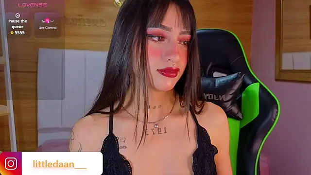 Abril_Velvet_a_ Chat XXX in diretta