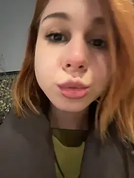 RosieSecret Chat XXX in diretta