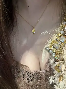 XXX chat uživo modela susu_baby