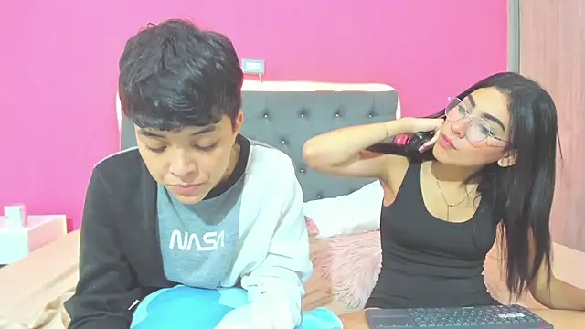 XXX chat uživo modela ariloe_quintero