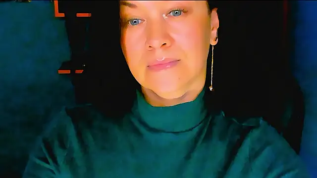 AnaMills 现场XXX聊天