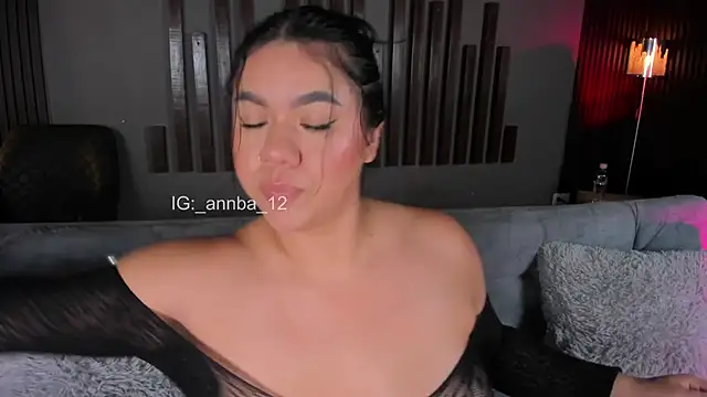 annie_barozzi Chat XXX in diretta