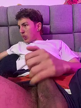 Czat XXX na żywo – NaytonFreeman