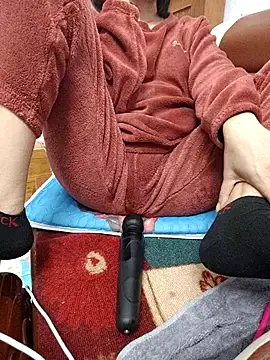 Haralushiaaa élő XXX-chatje