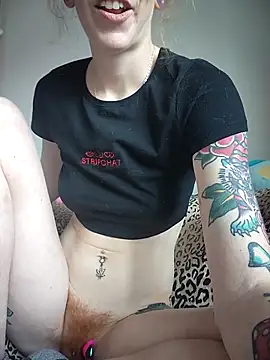 LucidLucy – Live XXX-chat