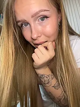 Liza_risky 在線直播表演