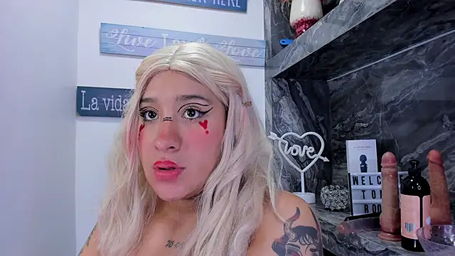 miss_danika's Live XXX Chat