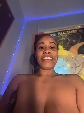 Онлайн чат XXX loveluna8