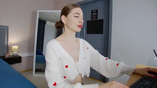 دردشة NicoleRosss الجنسية المباشرة