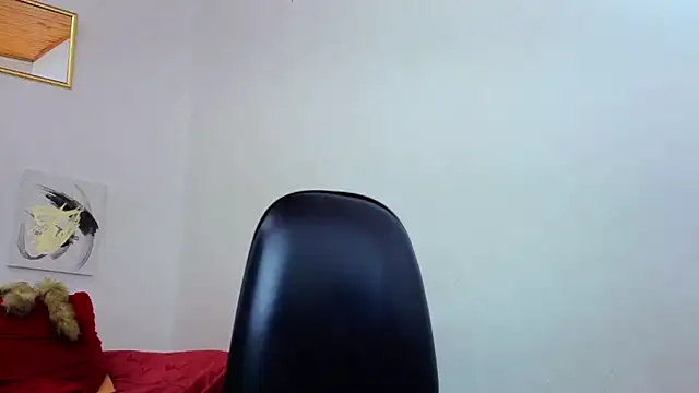 yasmin_goldenst Chat XXX live