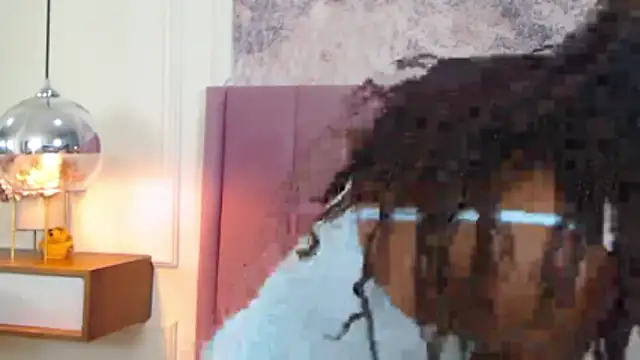 دردشة SabrinaDevill الجنسية المباشرة