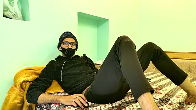 zihan777 Adlı Modelin Canlı XXX Sohbeti