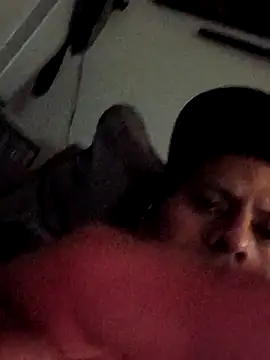 Boss199971 Adlı Modelin Canlı XXX Sohbeti