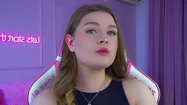 CrystalLyons: онлайн-секс-чат