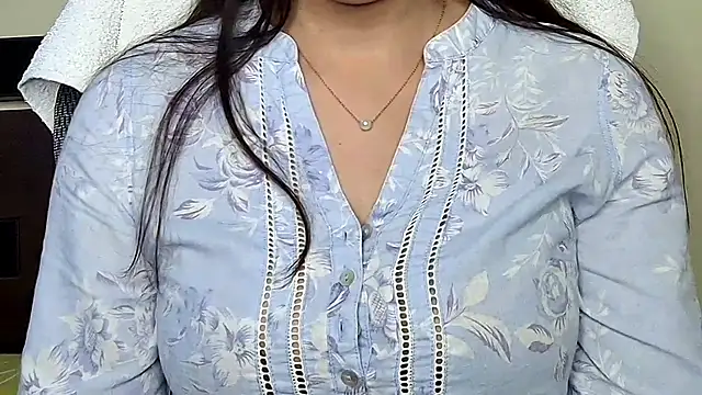 Naina_For_You Webcam show