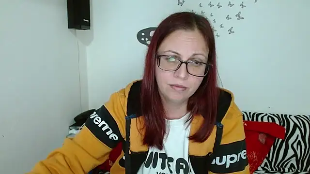 LadyHellene Live XXX Chat