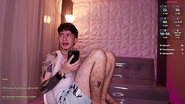 Chat XXX Live troy_rouge