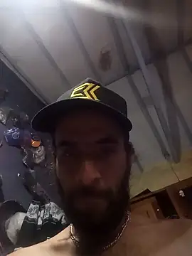 hairy_mannn Adlı Modelin Canlı XXX Sohbeti