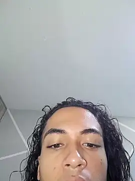 magic_mike_26 Adlı Modelin Canlı XXX Sohbeti