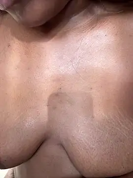 Chatroom XXX en direct de Nicole_bash