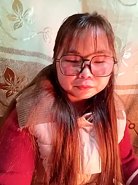 Chatroom XXX en direct de Bayby_2k