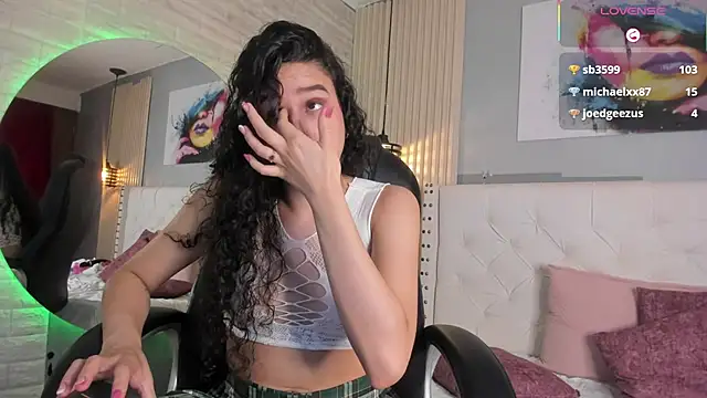 ariana__rosse Show Webcam