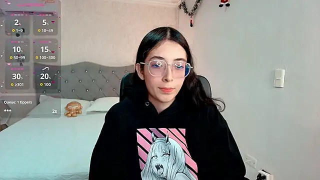 emmalove_doll Show Webcam